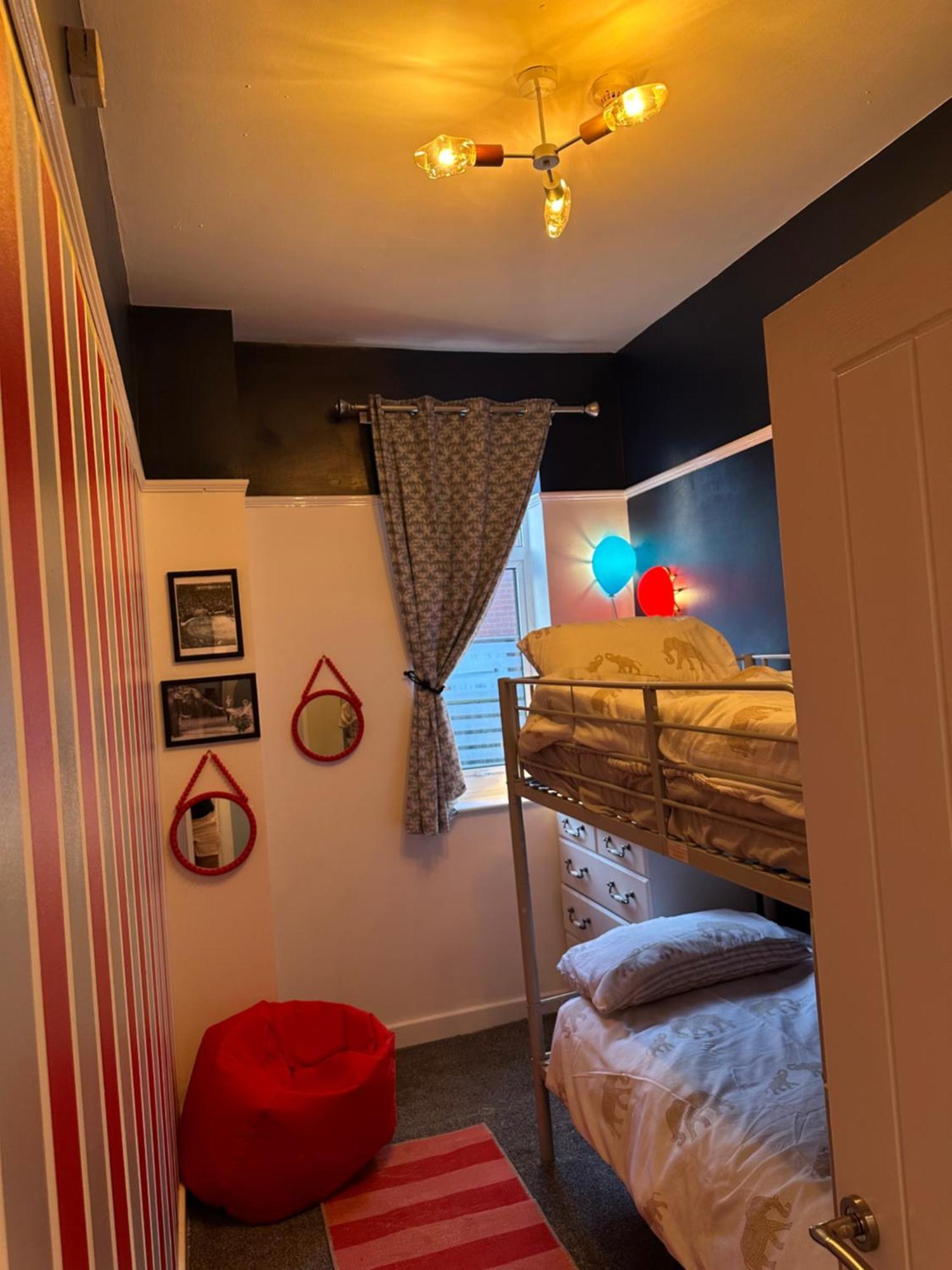 Circus Suite Blackpool Luaran gambar